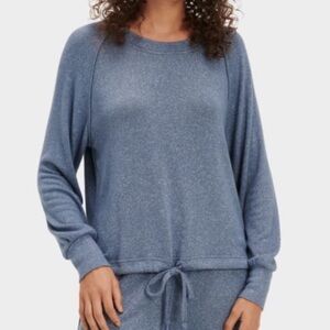 Ugg Gable pullover in heathered navy